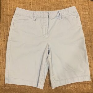 Lands’ End Women's Light Blue Chino Bermuda Shorts Inseam 9" Size 6